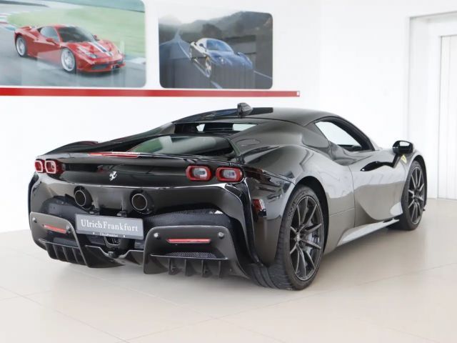 Ferrari SF90 Stradale