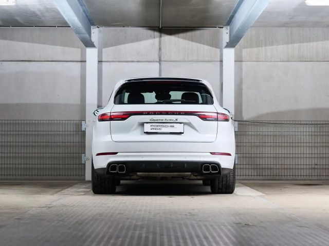 Porsche Cayenne E-Hybrid S Turbo