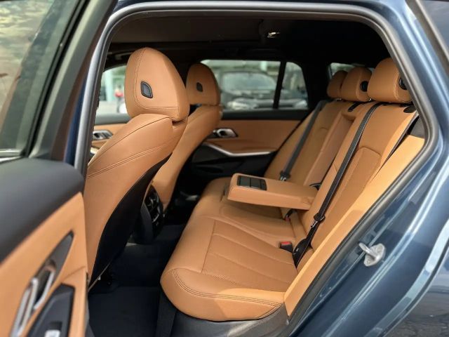 BMW 330 330i M-Sport Touring xDrive