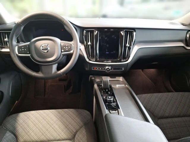 Volvo V60 Core