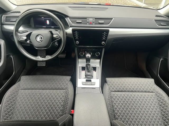 Skoda Superb Ambition Combi