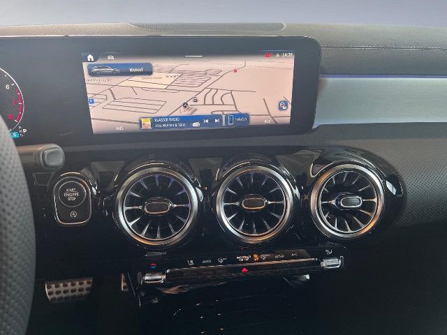 Mercedes-Benz CLA 200 Shooting Brake