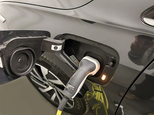 Volkswagen Golf DSG eHybrid