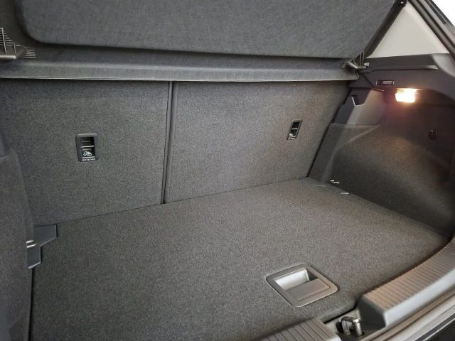 Volkswagen T-Cross 4Me TSI