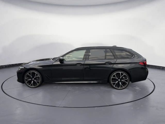 BMW 530 530d M-Sport Touring xDrive