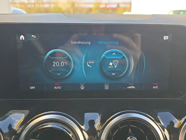 Mercedes-Benz GLA 220 4MATIC GLA 220 d