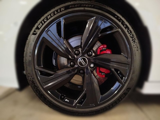 Audi A6 e-tron Avant