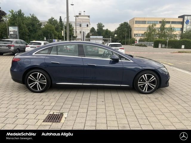 Mercedes-Benz EQE 300 Premium Sedan