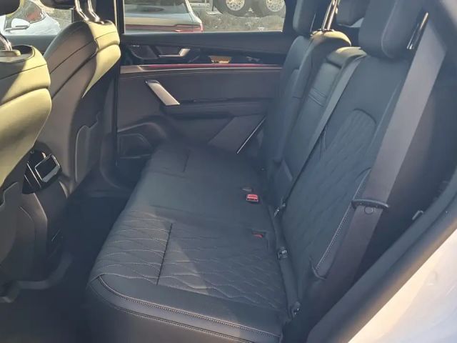 BYD Tang New Tang Flagship 108,8 kWh New Tang Flagship 1...