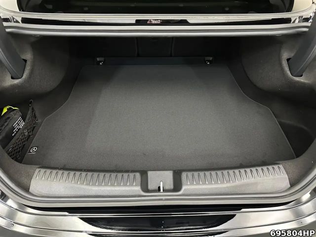 Mercedes-Benz CLA 200 AMG Line Coupé