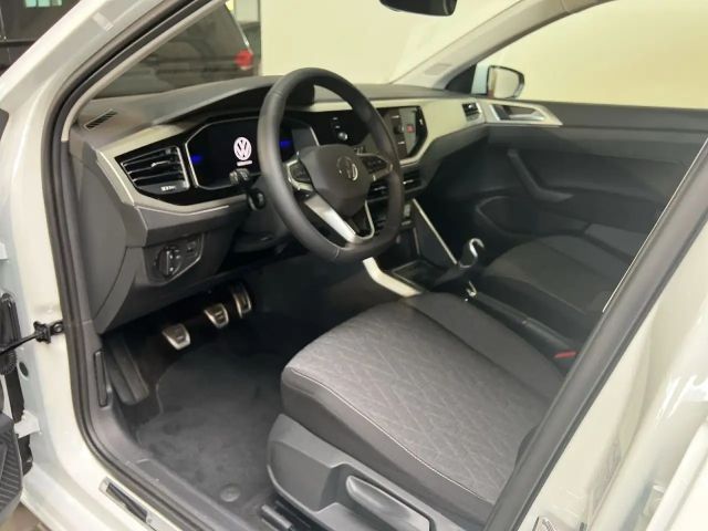 Volkswagen Polo Move