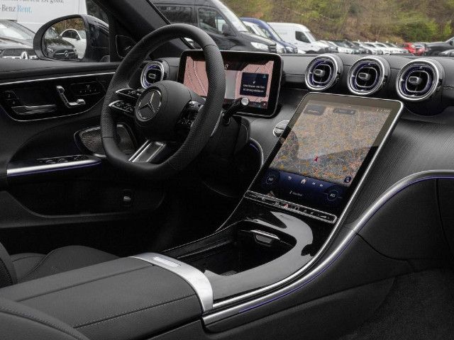 Mercedes-Benz C 200 AMG Line Sedan