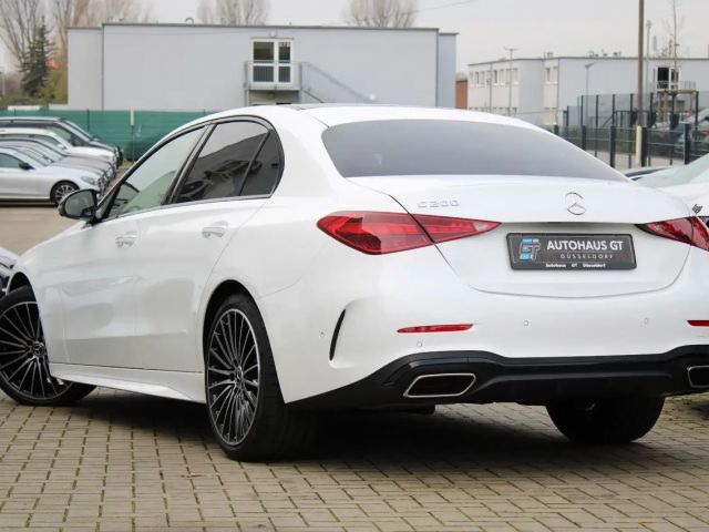 Mercedes-Benz C 200 AMG Line Sedan