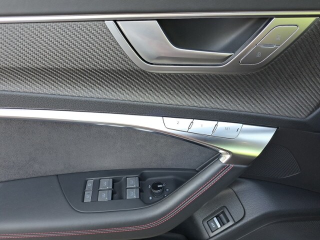 Audi RS6 Avant Quattro