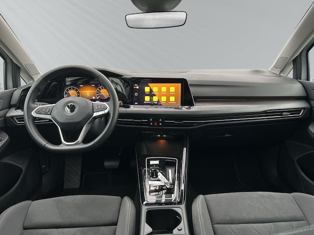 Volkswagen Golf 1.5 eTSI DSG