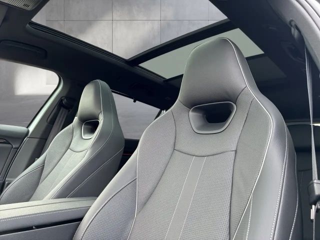 Skoda Superb Sportline iV