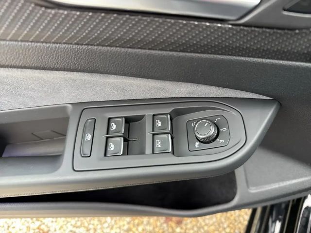 Volkswagen Golf R R-Perform.-Agrapovic Matrix/Keyless Access