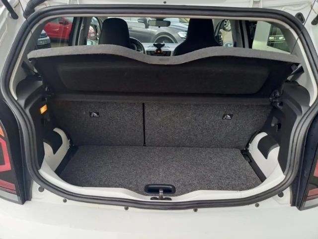 Volkswagen e-up! Plus Style