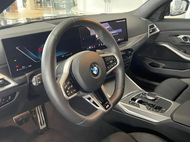 BMW 330 330i M-Sport Touring xDrive