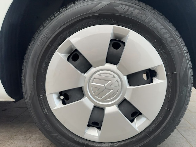 Volkswagen up! Move Move up!