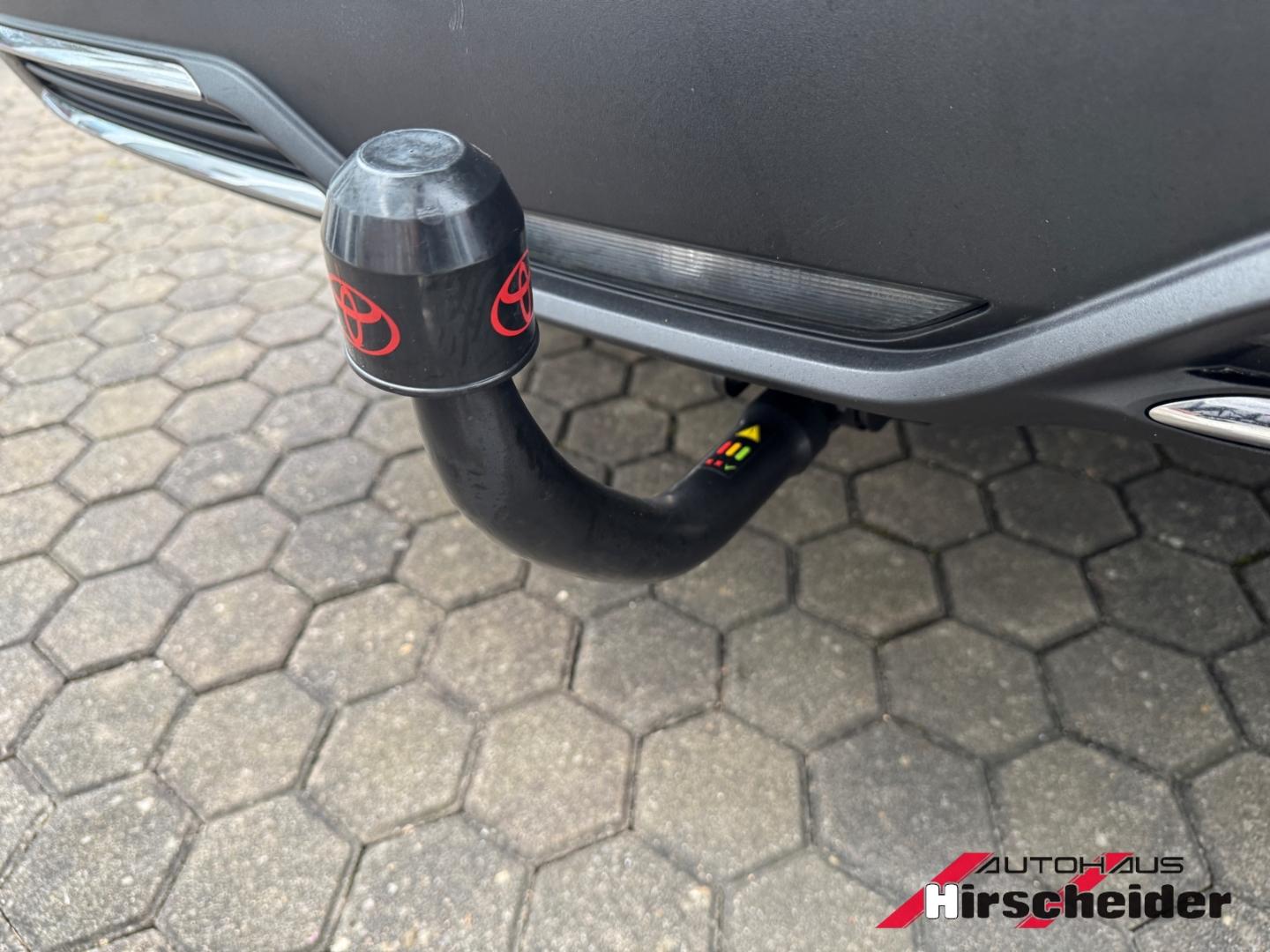 Toyota C-HR Hybride Team D