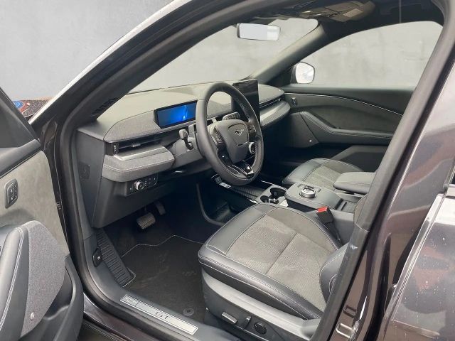 Ford Mustang Mach-E AWD GT