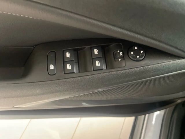 Opel Crossland X Elegance