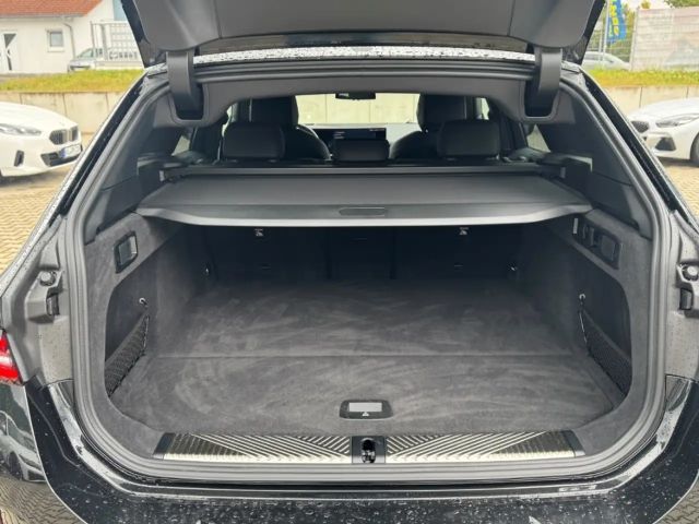 BMW 520 520d M-Sport Touring