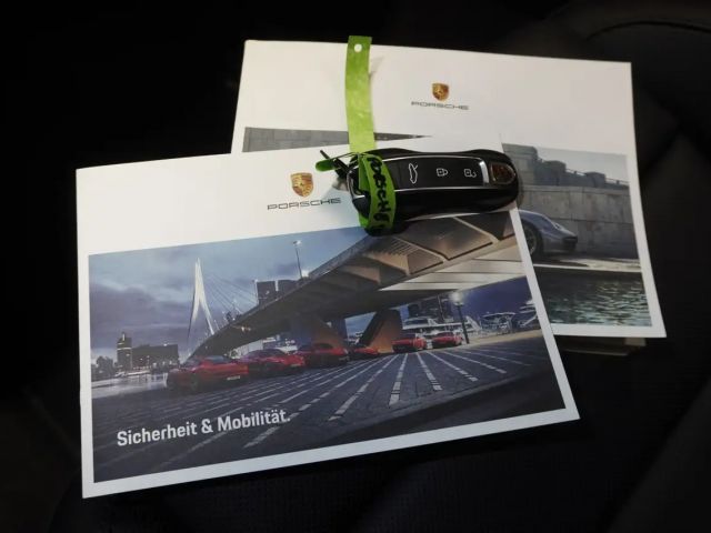 Porsche 911 Cabrio Carrera