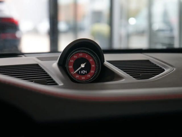 Porsche 992 Cabrio Carrera GTS