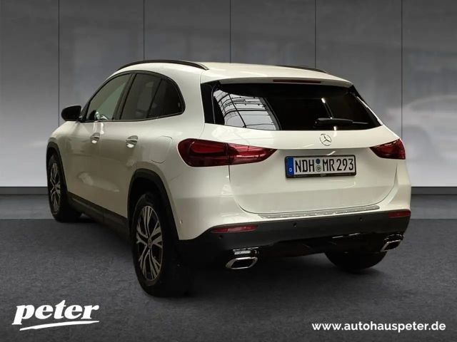 Mercedes-Benz GLA 200 MBUX+MBeam+Night+Ambiente+Fahrassist+LED