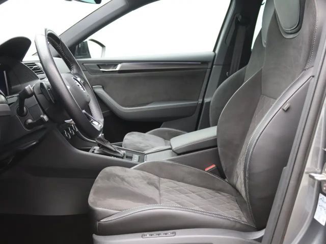 Skoda Superb 2.0 TDI Combi Sportline