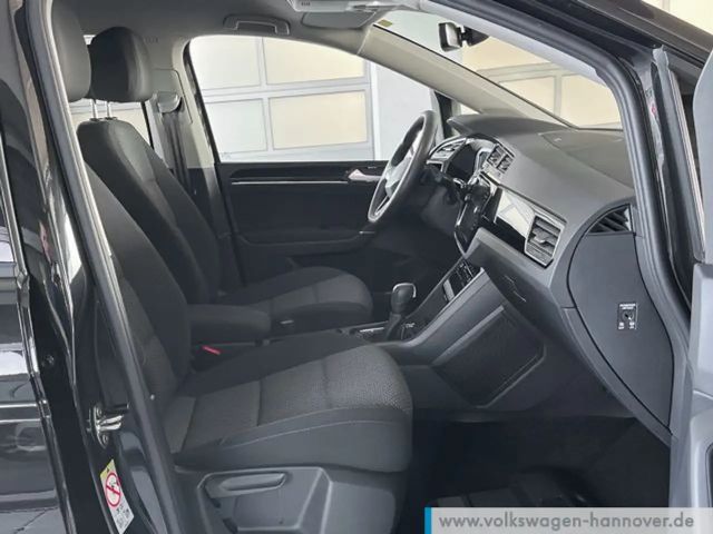 Volkswagen Touran 1.5 TSI DSG R-Line