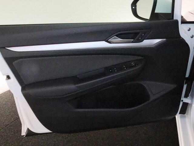 Volkswagen Golf 1.5 TSI Golf VIII Life Variant