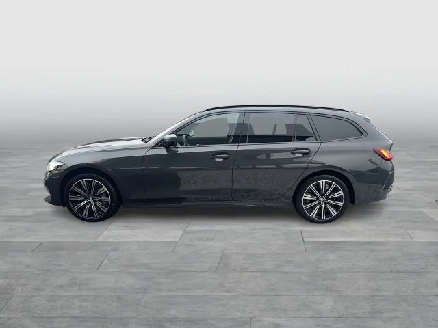 BMW 330 330d Touring xDrive