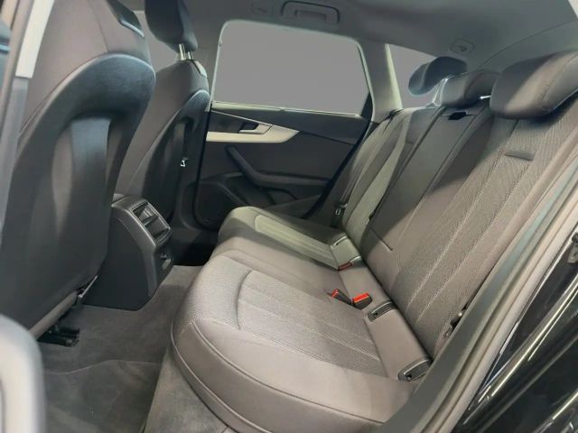 Audi A4 35 TDI S-Line