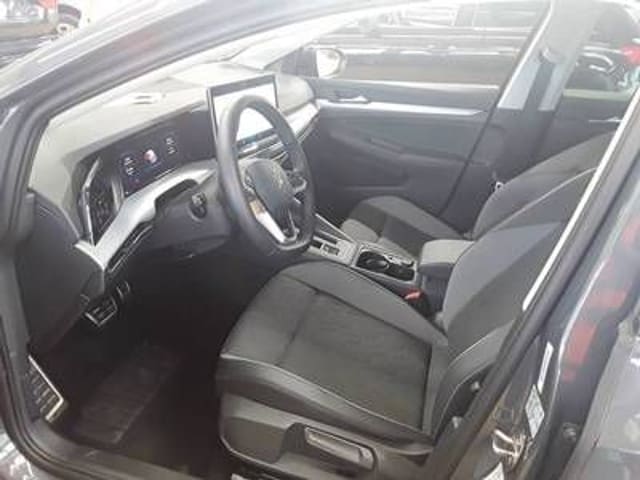 Volkswagen Golf 1.5 eTSI Golf VIII