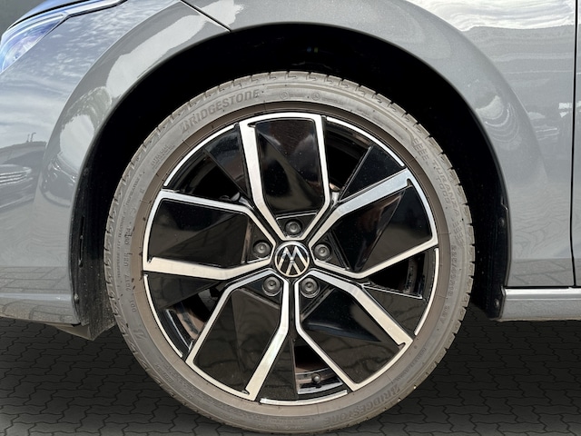 Volkswagen Golf 1.5 eTSI Golf VIII