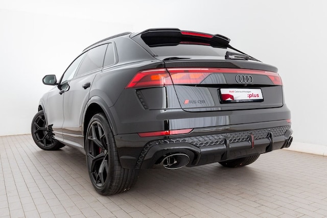 Audi RS Q8 Performance Quattro