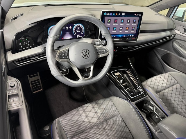 Volkswagen Golf 1.5 eTSI DSG R-Line