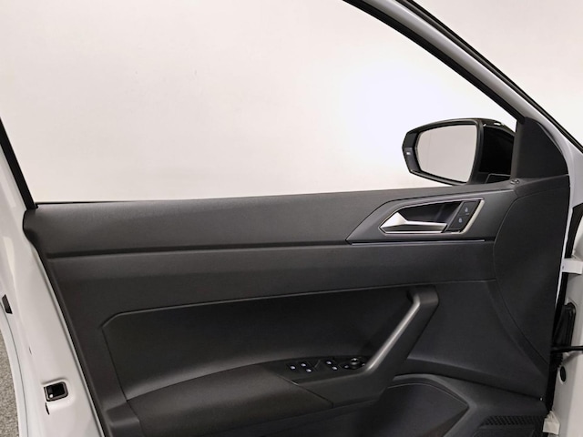 Volkswagen Polo 1.0 TSI DSG R-Line