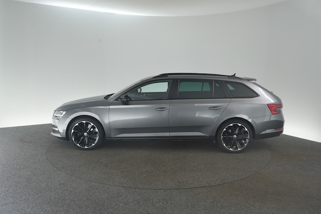 Skoda Superb Combi Sportline iV