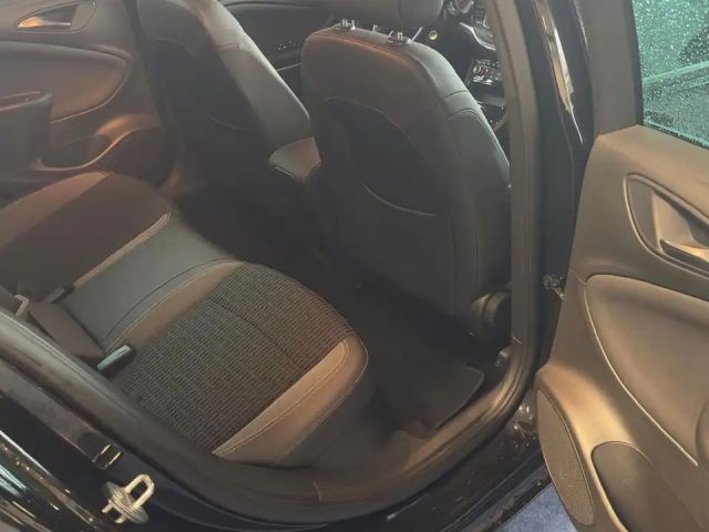 Opel Astra Elegance Sports Tourer