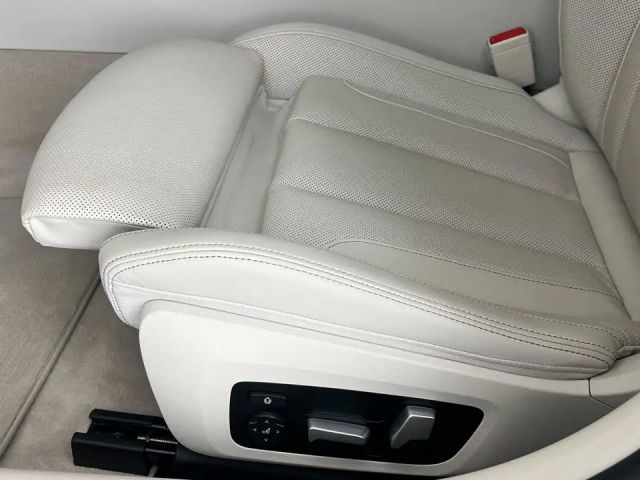 BMW 840 840i Sedan xDrive