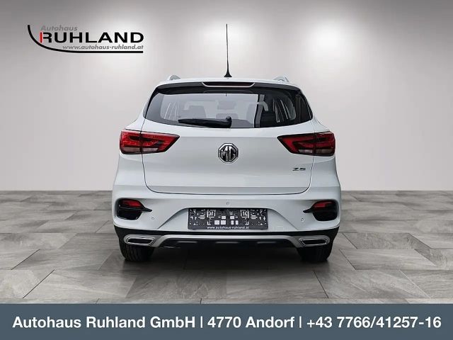 MG ZS Luxury