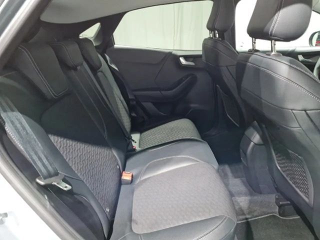 Ford Puma EcoBoost Titanium