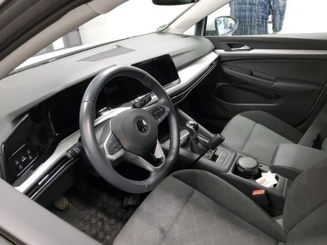 Volkswagen Golf Life Plus