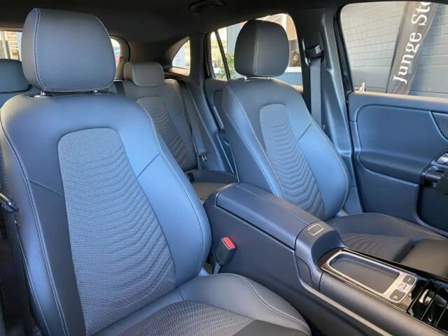 Mercedes-Benz GLA 200 Progressive