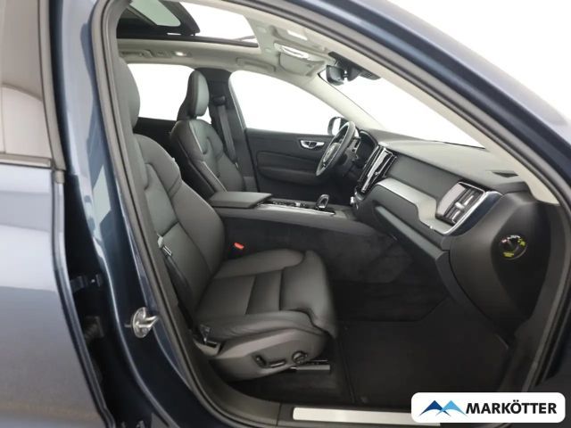 Volvo XC60 AWD Dark Plus T6