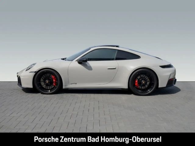 Porsche 992 Carrera Coupé GTS